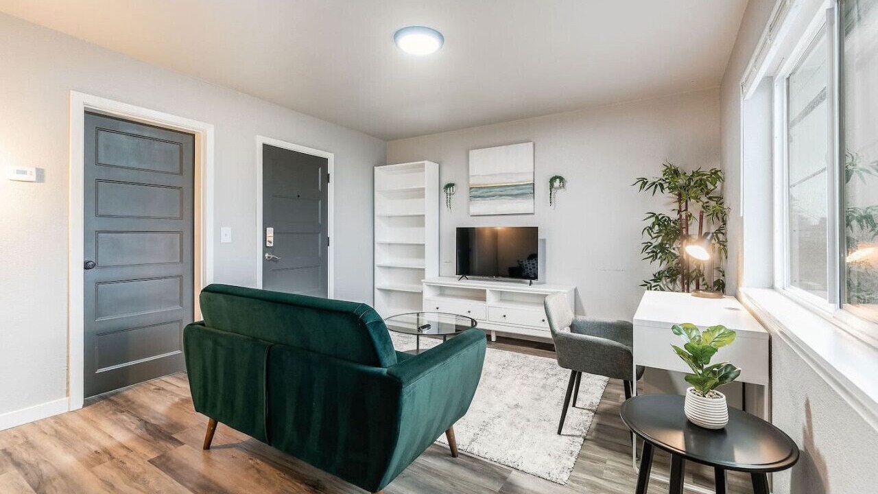 Photo of Livingroom in Hilltop