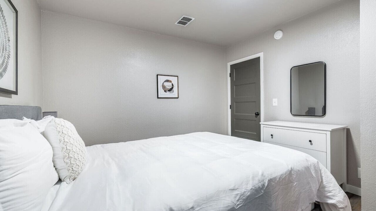 Photo of Bedroom in Hilltop
