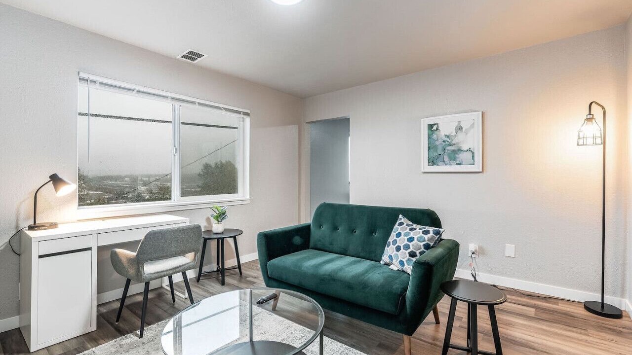 Photo of Livingroom in Hilltop