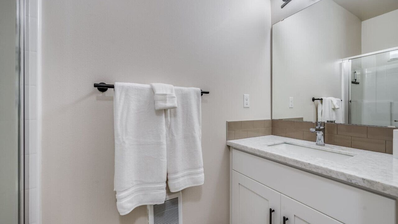 Photo of Bathroom in Central Tacoma