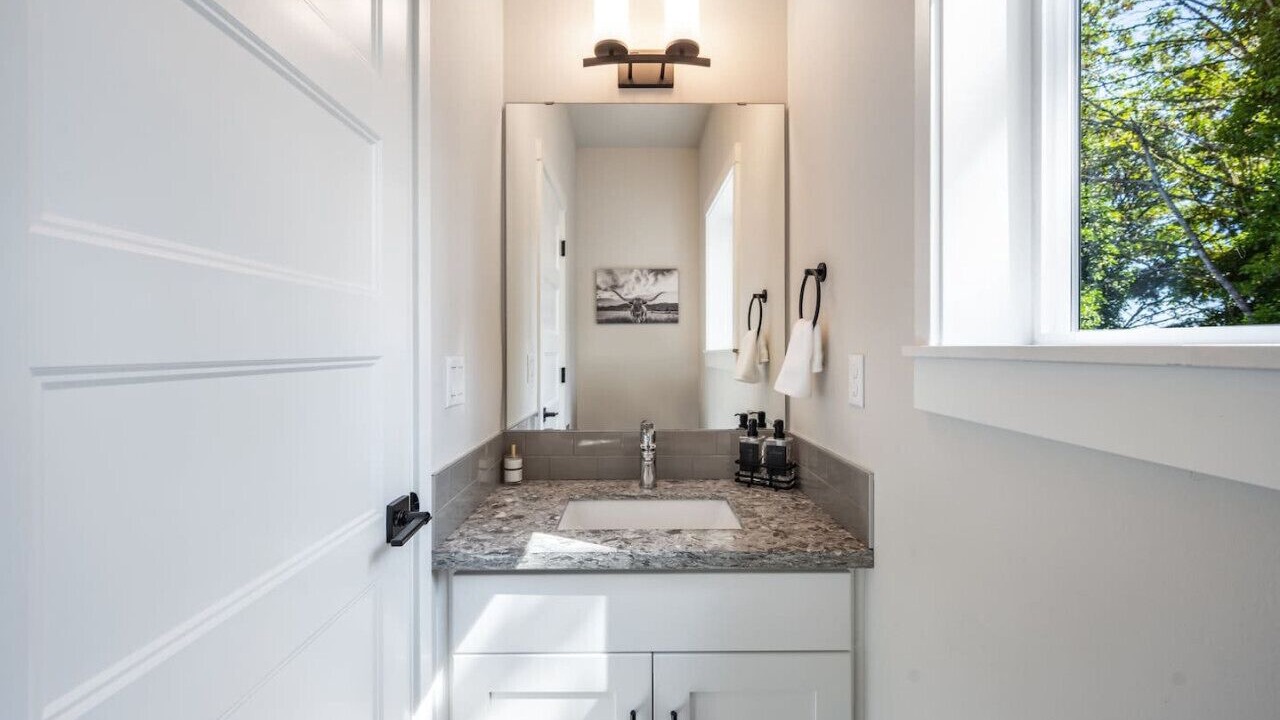 Photo of Bathroom in Central Tacoma
