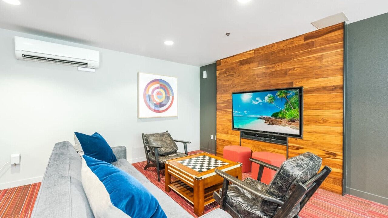 Photo of Others in Downtown