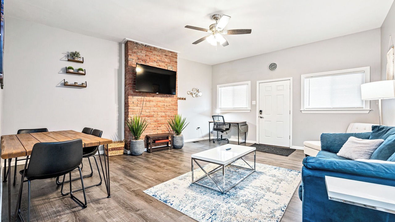Photo of Livingroom in Mount Washington