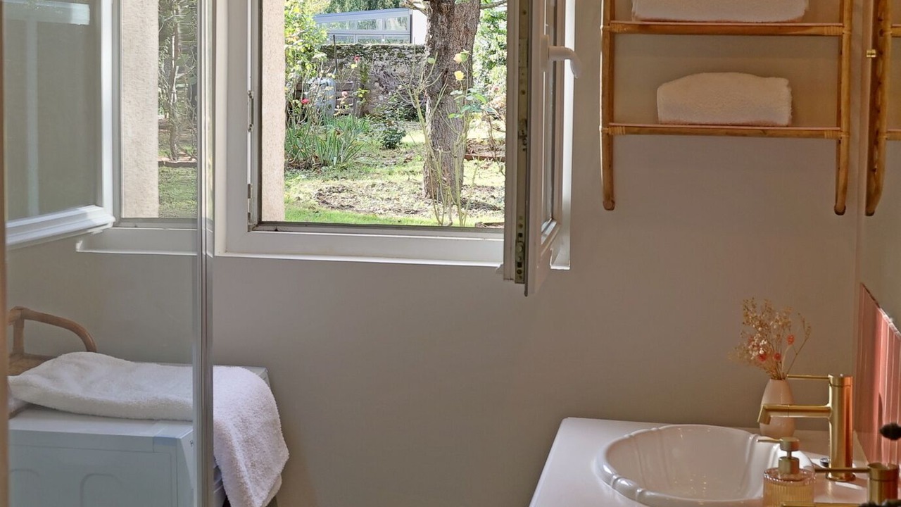 Photo of Bathroom in Amboise