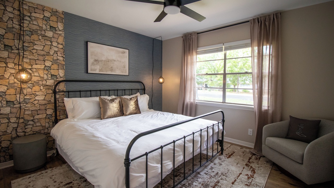 Photo of Bedroom in San Marcos