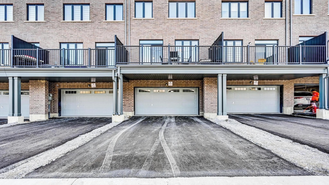 Photo of Outdoor in Pickering