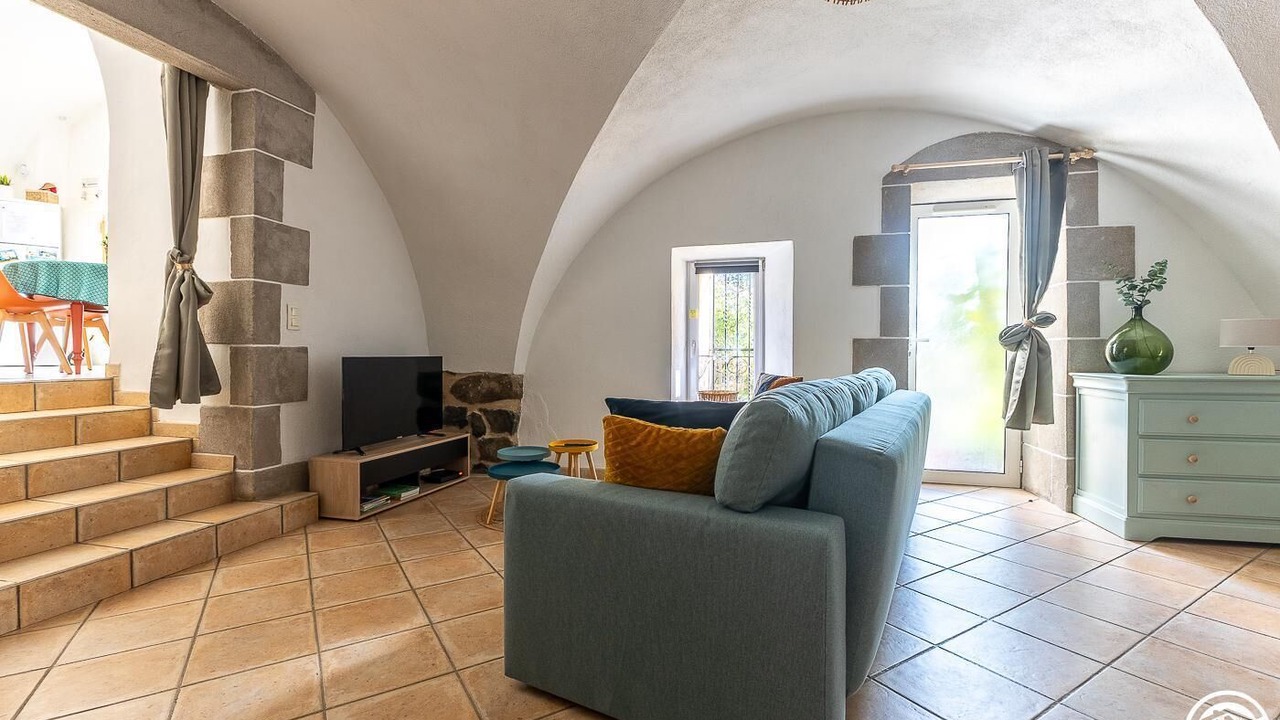 Photo of Livingroom in Aydat