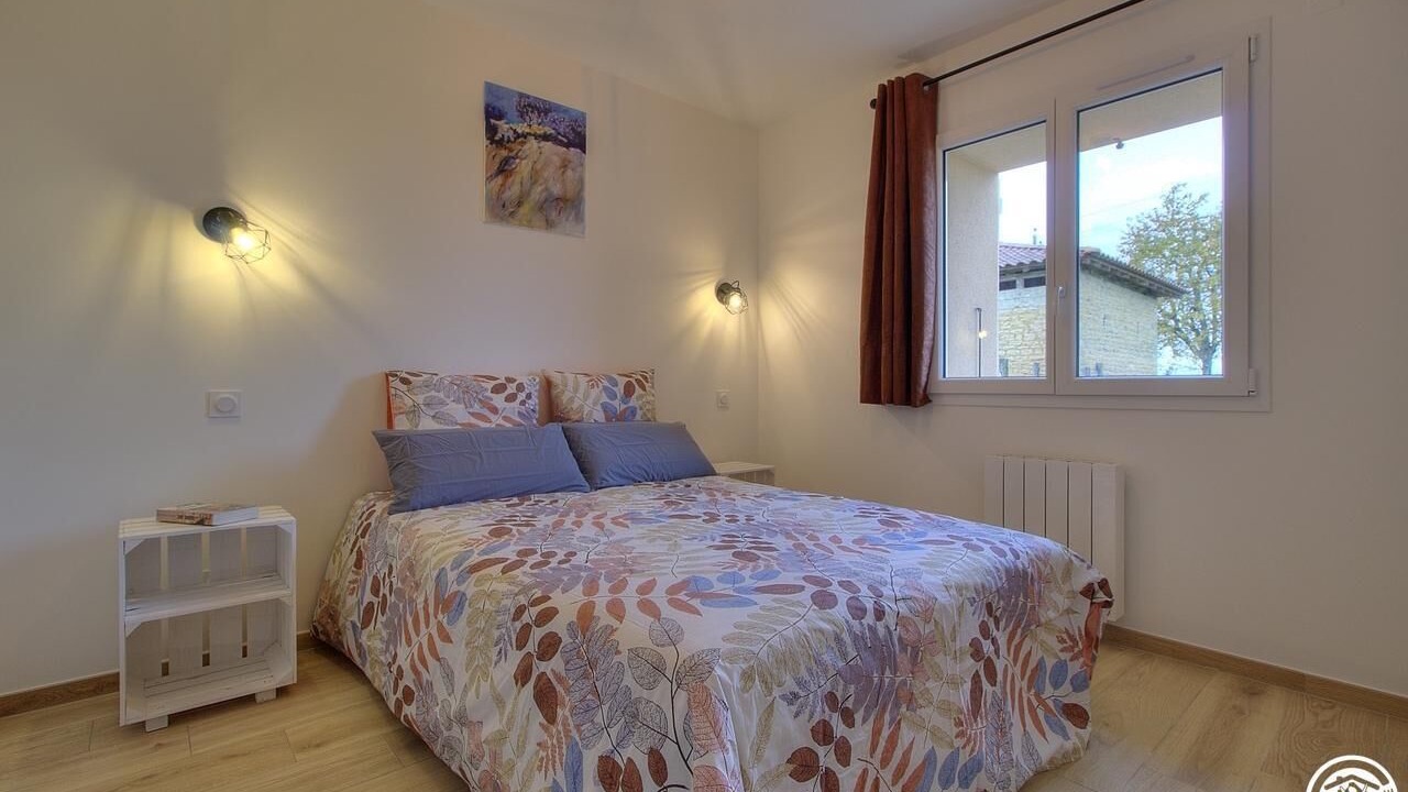 Photo of Bedroom in Saint-Benigne