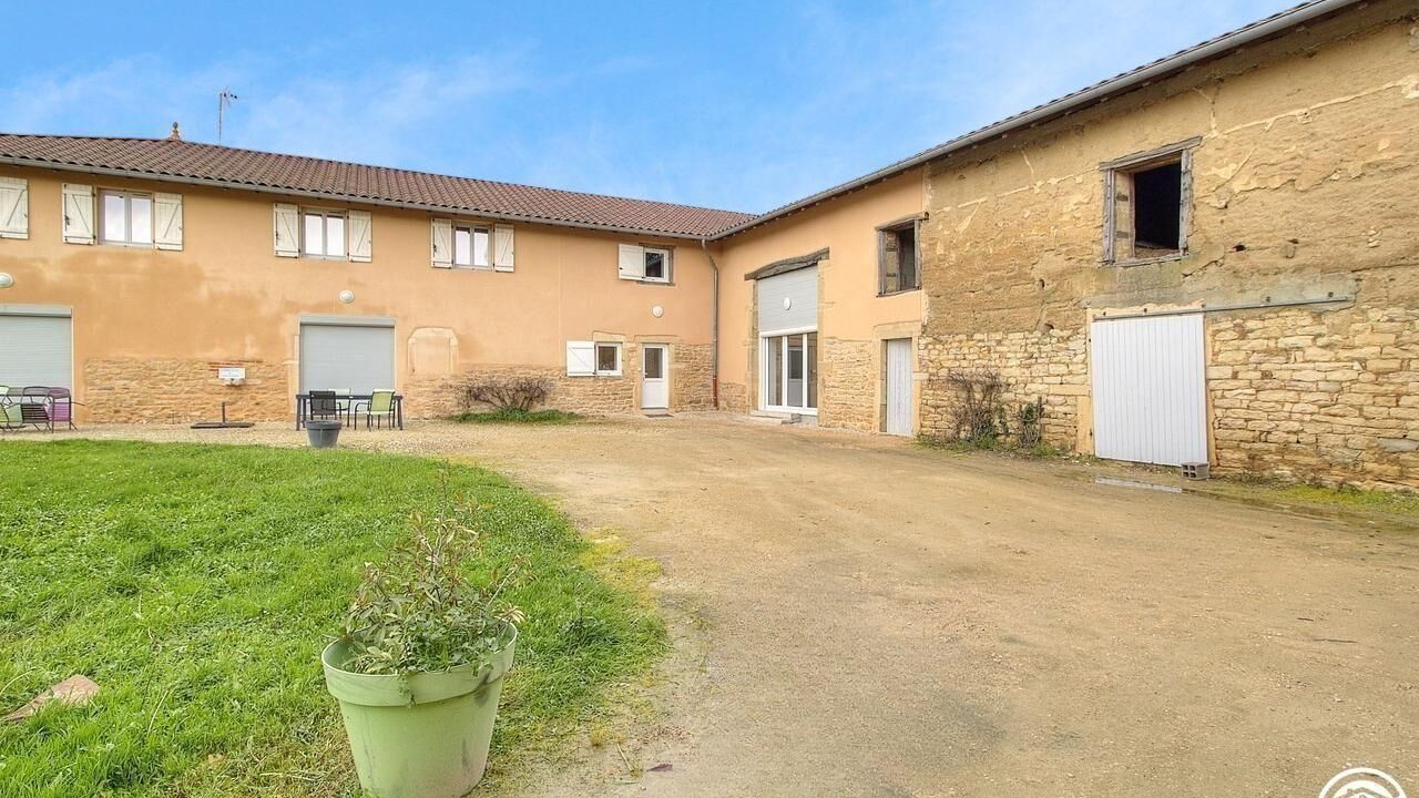 Photo of Outdoor in Saint-Benigne