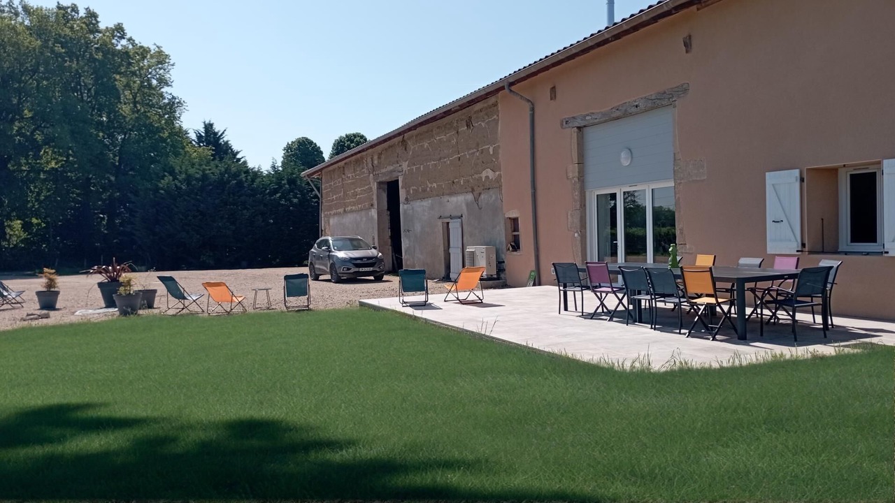Photo of Outdoor in Saint-Benigne