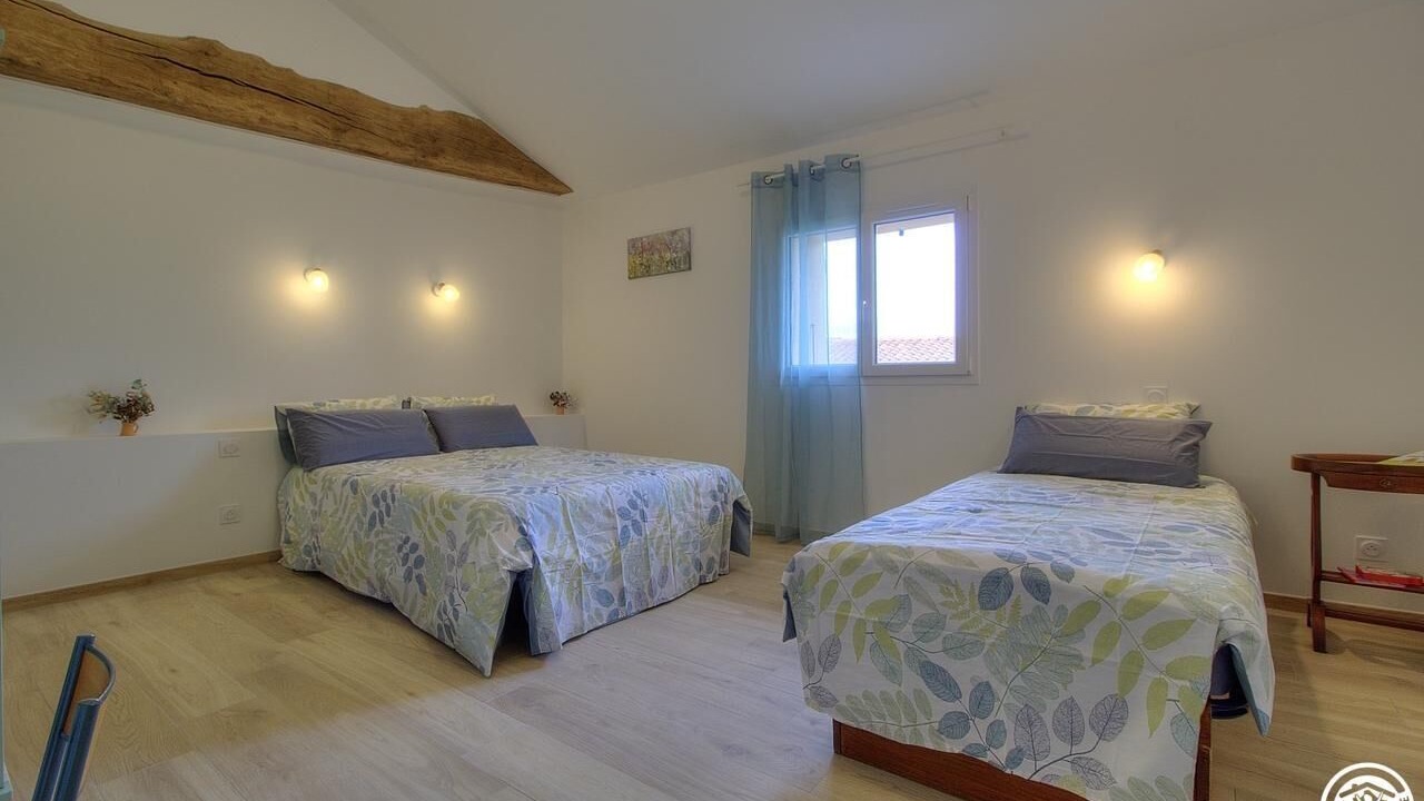 Photo of Bedroom in Saint-Benigne