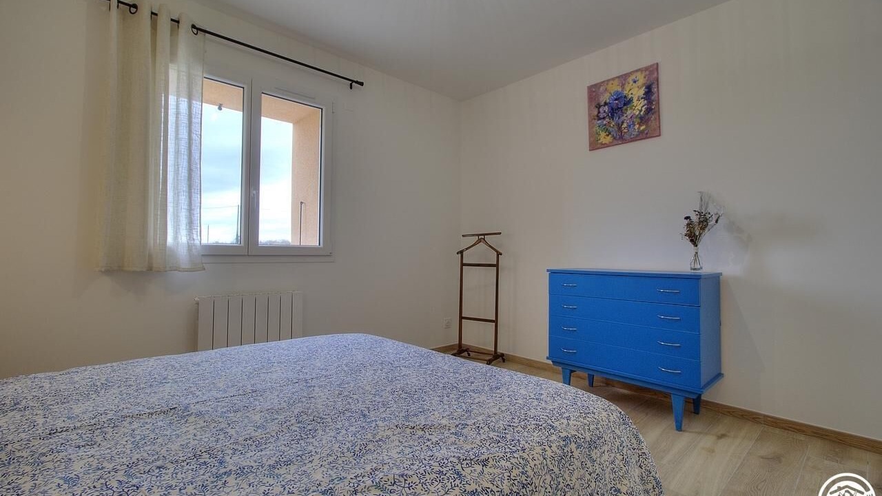 Photo of Bedroom in Saint-Benigne