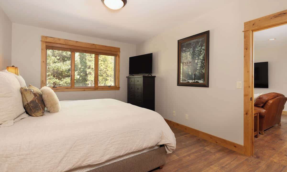 Photo of Bedroom in Spanish Peaks