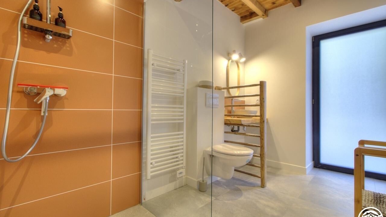 Photo of Bathroom in Les Echets