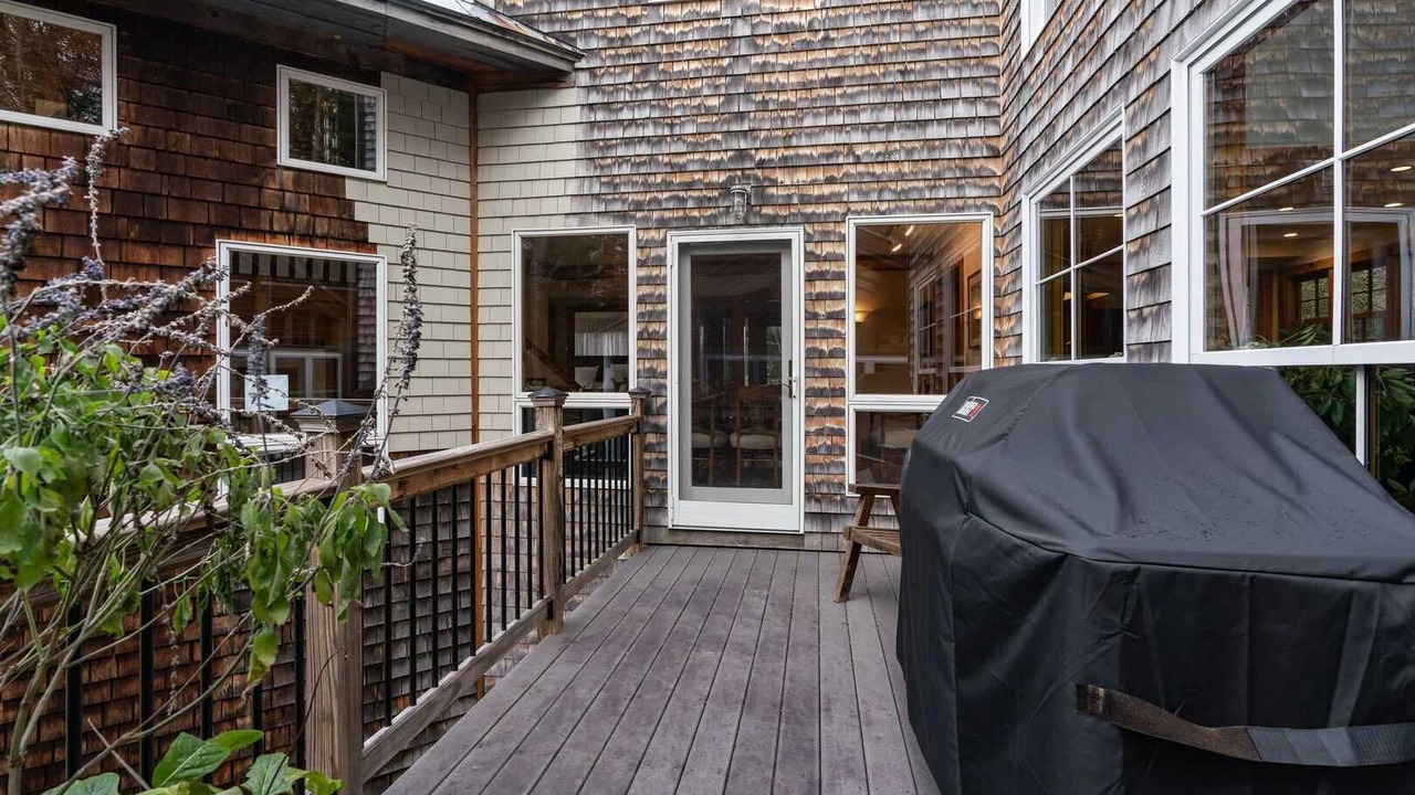 Photo of Patio Balcony in White River Junction
