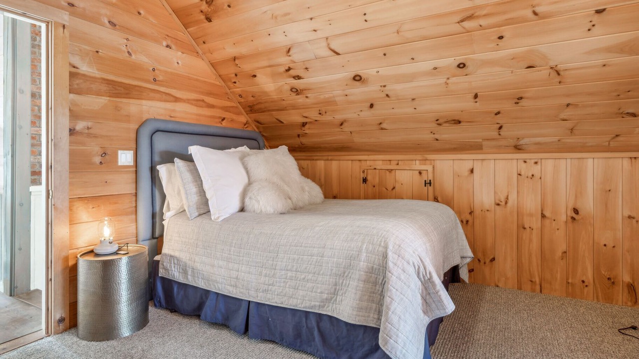 Photo of Bedroom in Woodstock