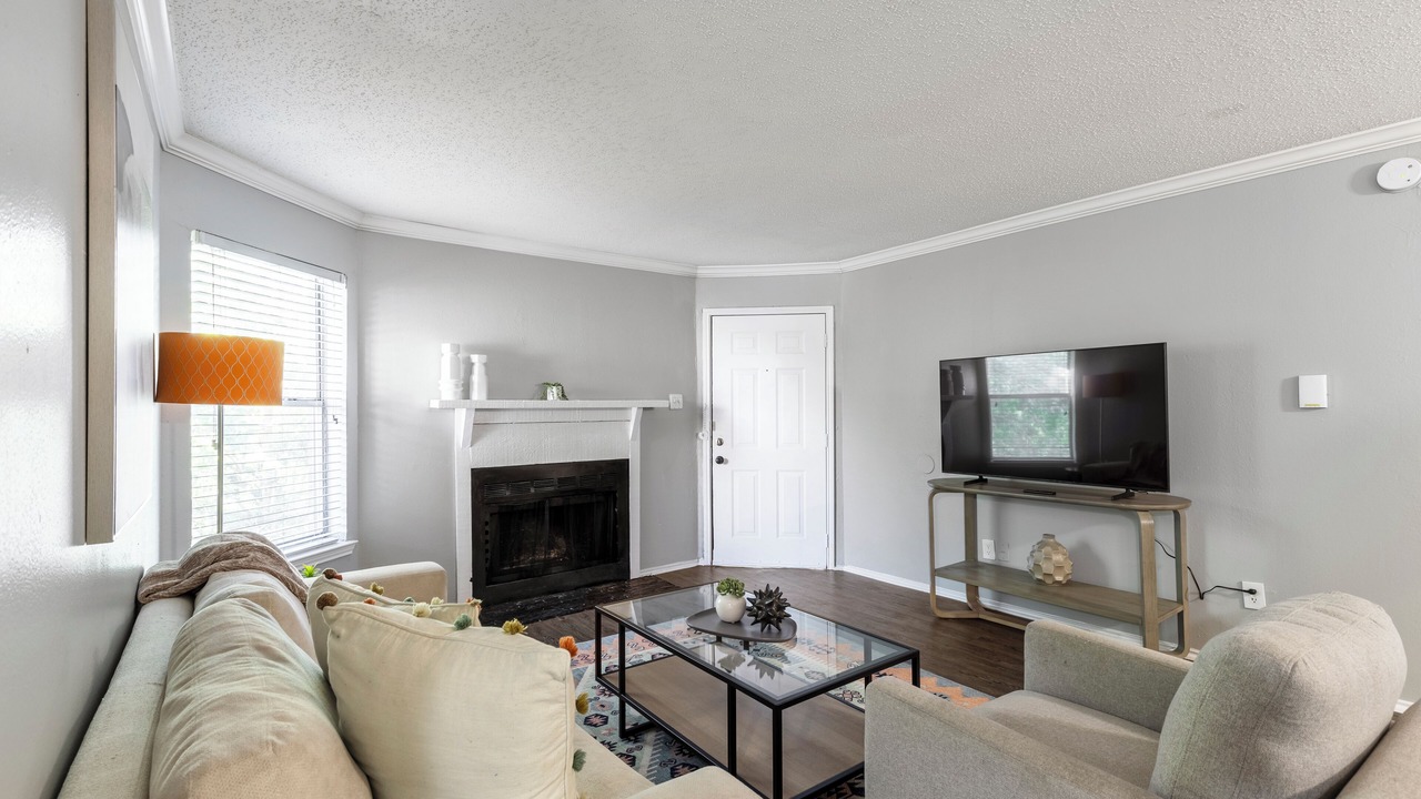 Photo of Livingroom in Grand Prairie