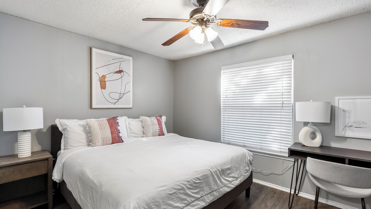 Photo of Bedroom in Grand Prairie