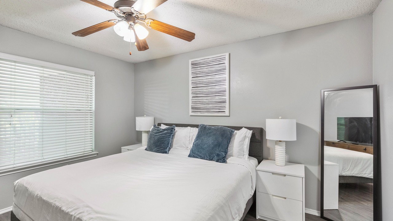 Photo of Bedroom in Grand Prairie