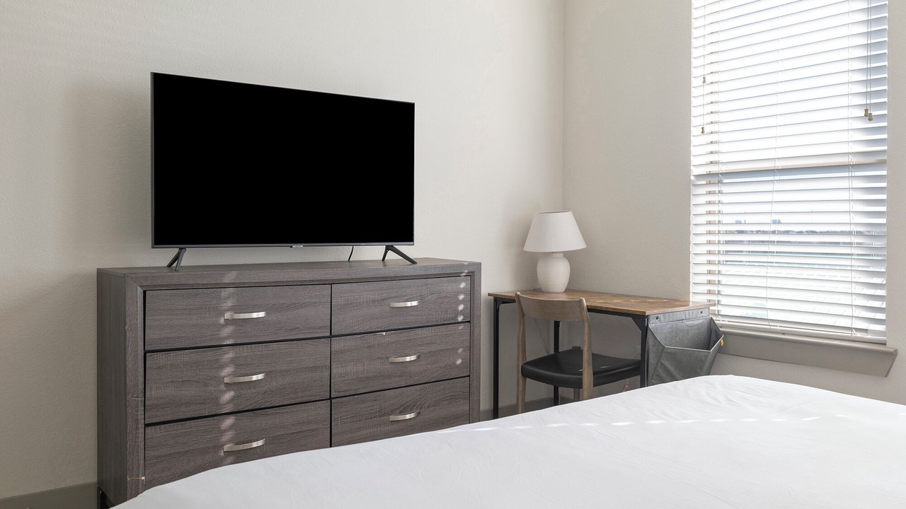 Photo of Bedroom in Manor