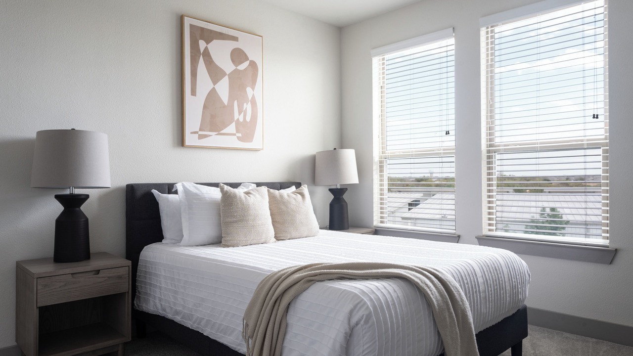 Photo of Bedroom in Manor