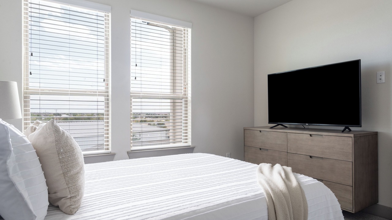 Photo of Bedroom in Manor