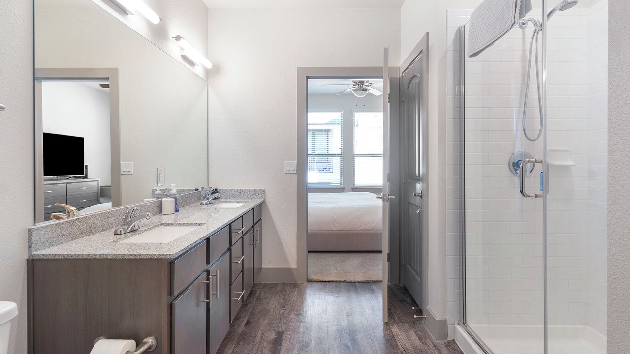 Photo of Bathroom in Manor