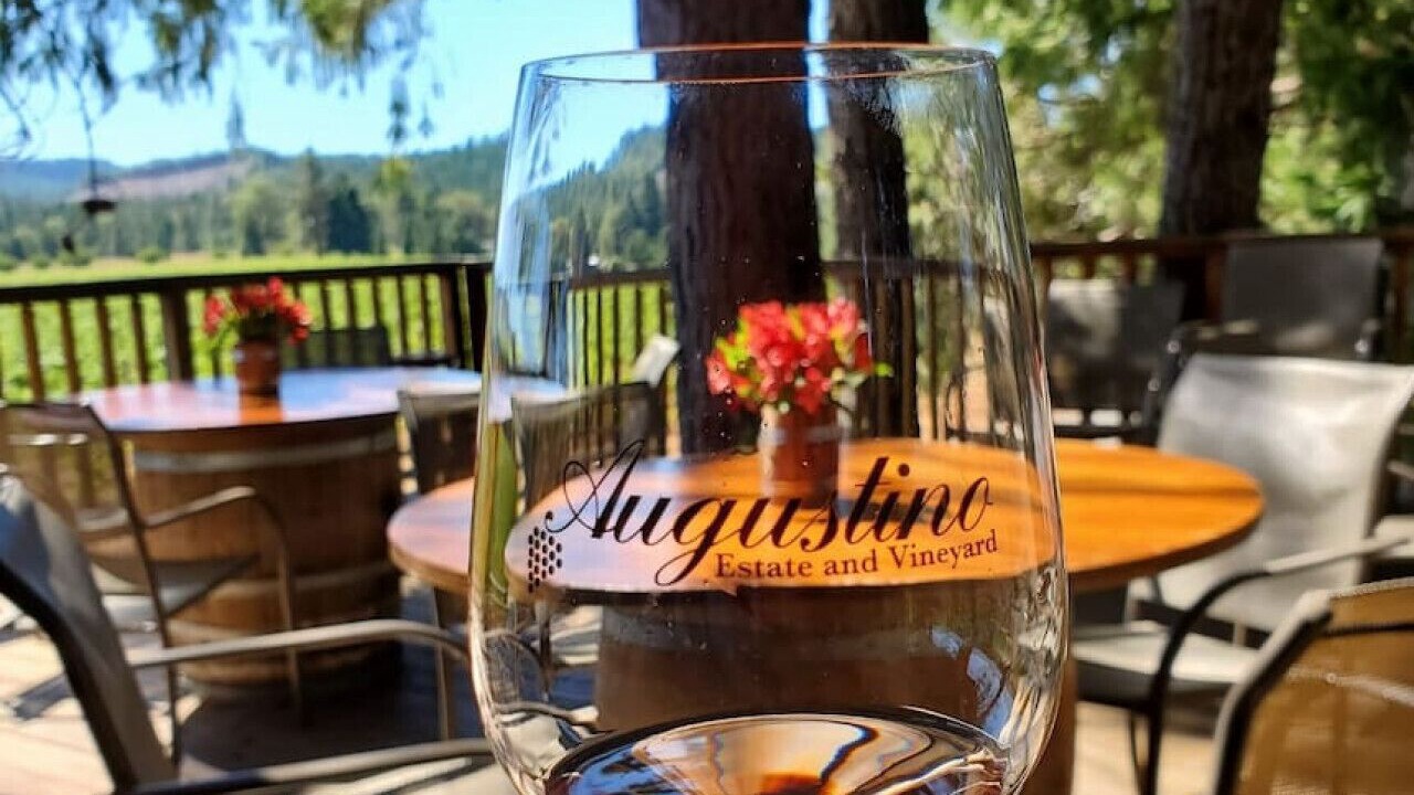 Photo of Outdoor in Cave Junction