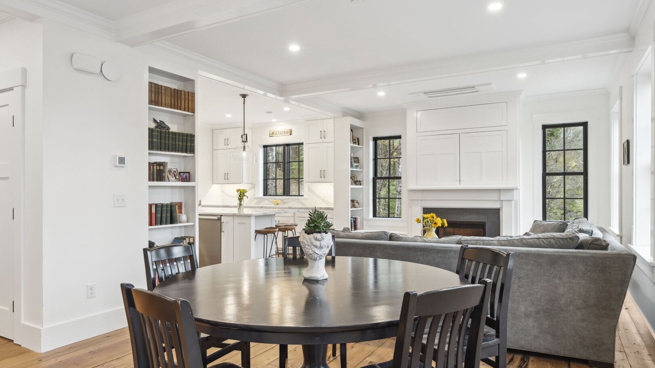 Photo of Others in Woodstock