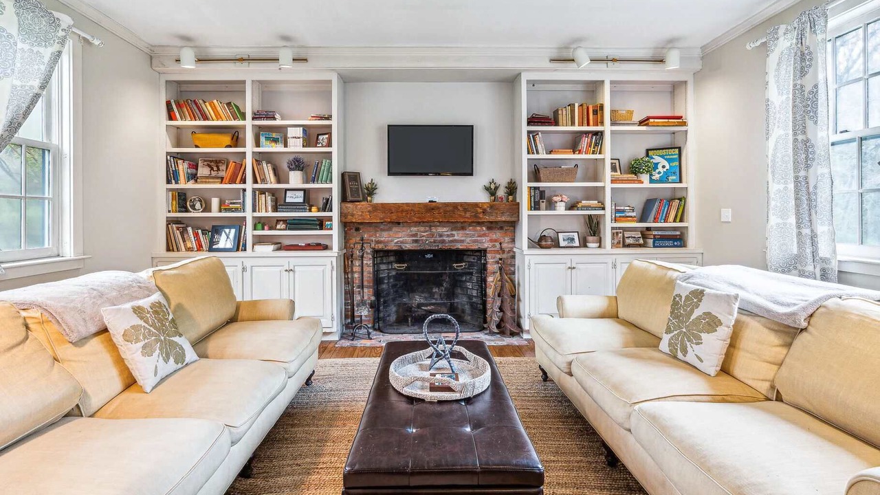 Photo of Livingroom in South Pomfret