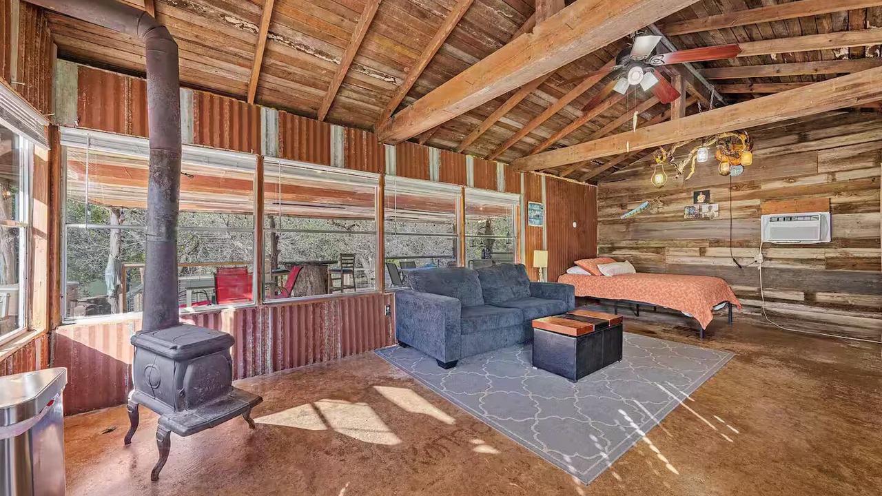 Photo of Bedroom in Gholson