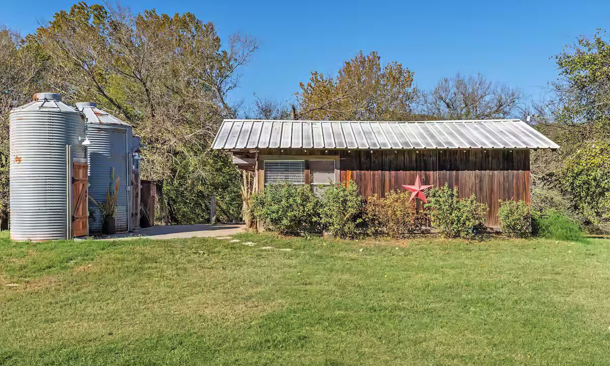 Photo of Outdoor in Gholson