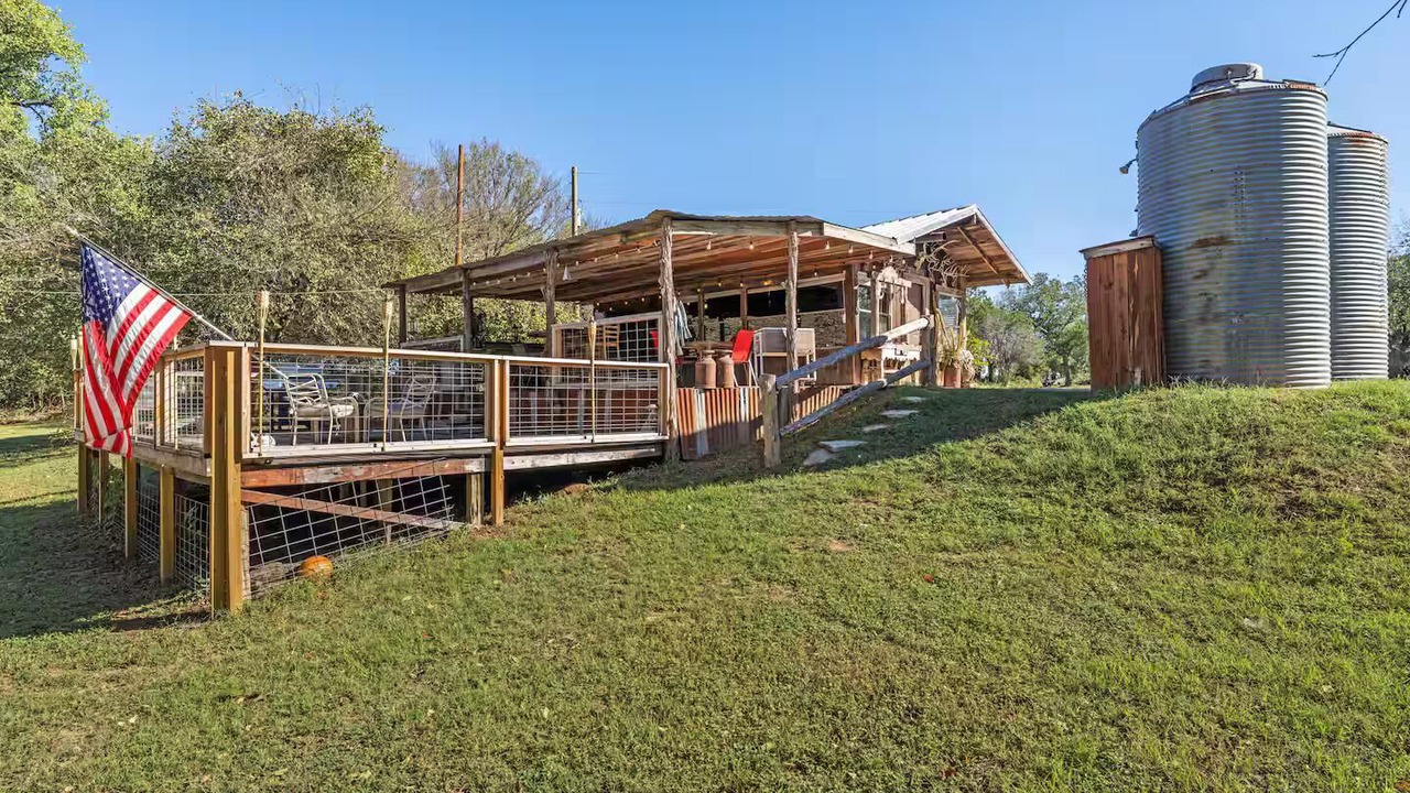 Photo of Outdoor in Gholson