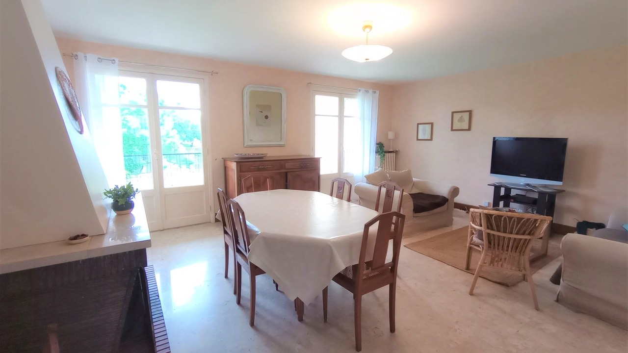 Photo of Others in Saint-Gaultier