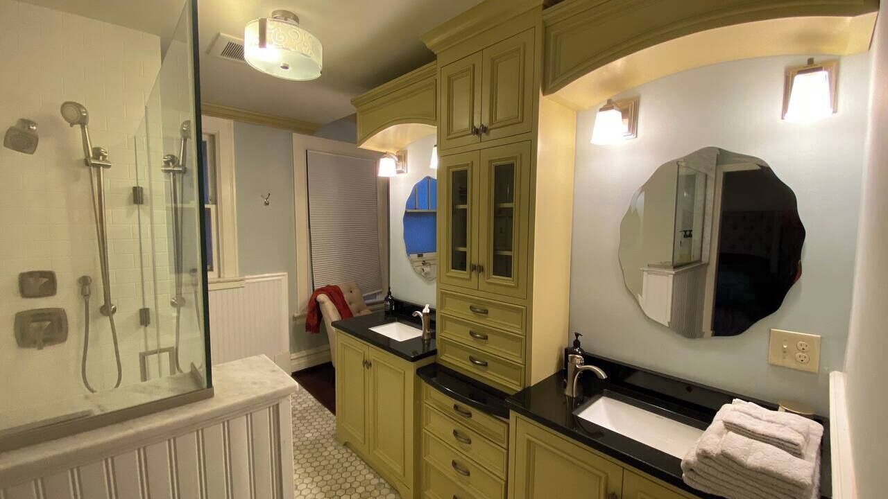 Photo of Bathroom in Victorian Village