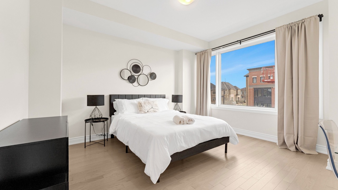 Photo of Bedroom in Oakville