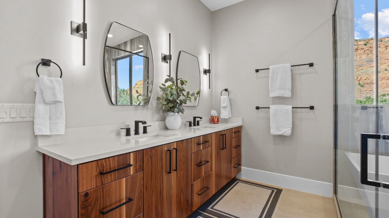 Photo of Bathroom in Silver Reef