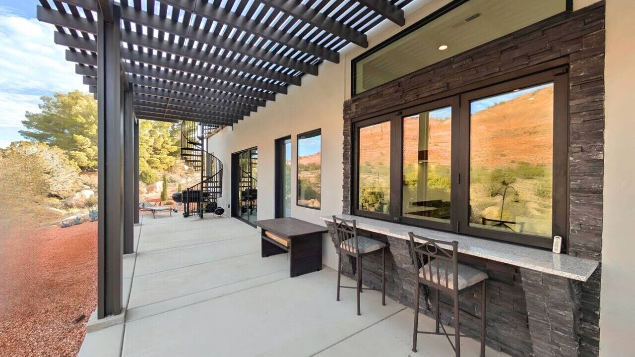 Photo of Patio Balcony in Silver Reef