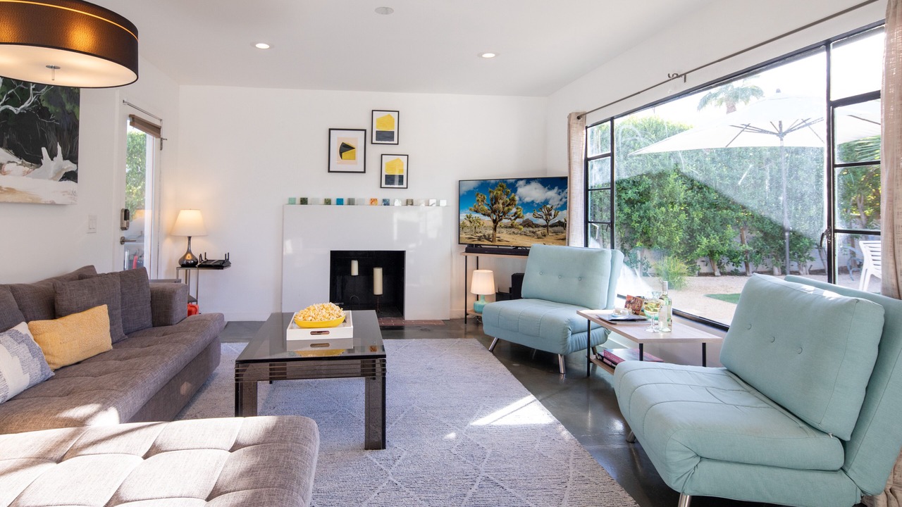 Photo of Livingroom in Warm Sands