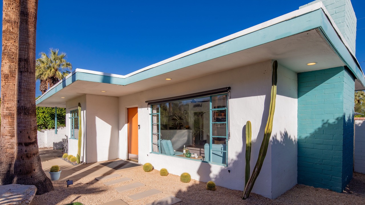 Photo of Outdoor in Warm Sands