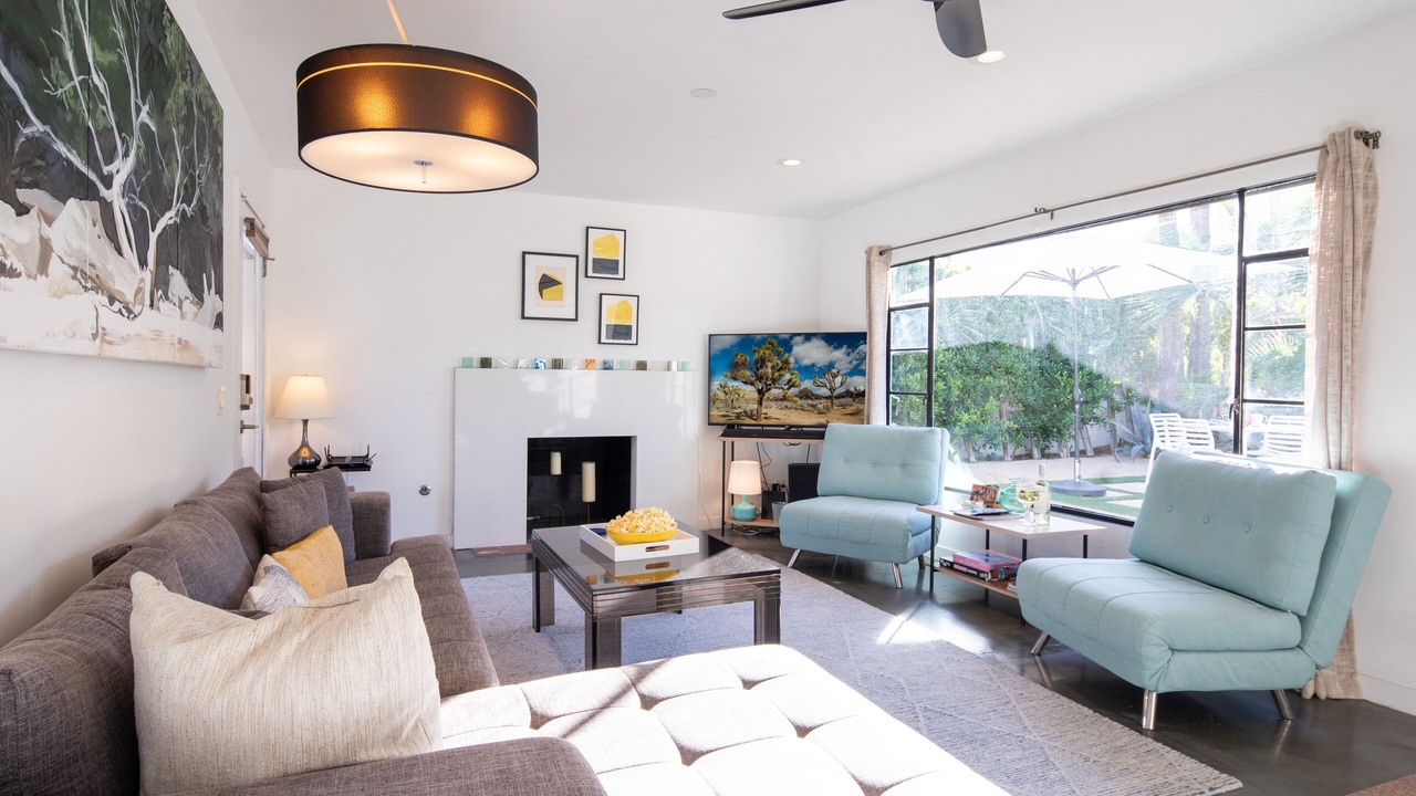 Photo of Livingroom in Warm Sands