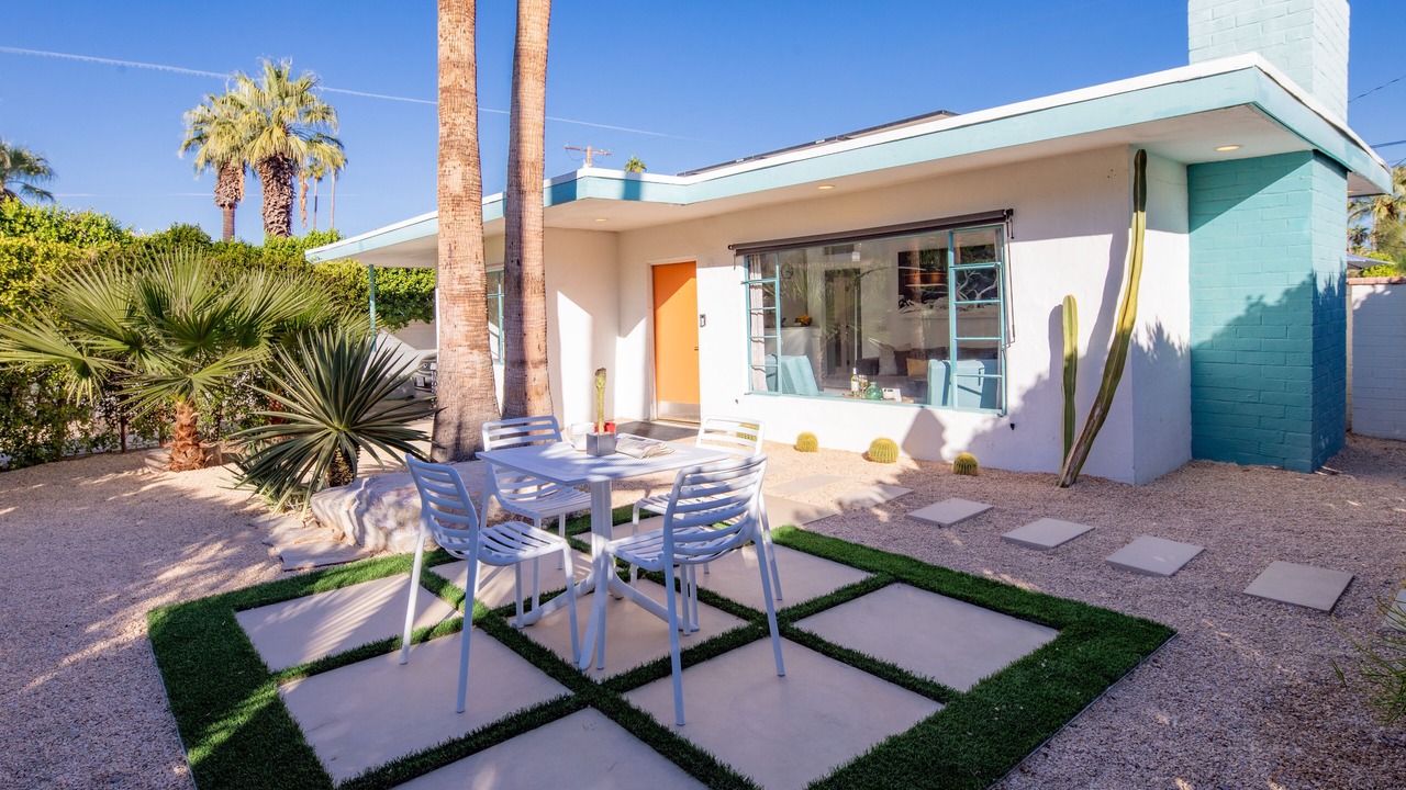 Photo of Outdoor in Warm Sands
