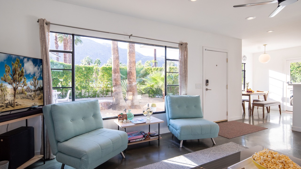 Photo of Livingroom in Warm Sands