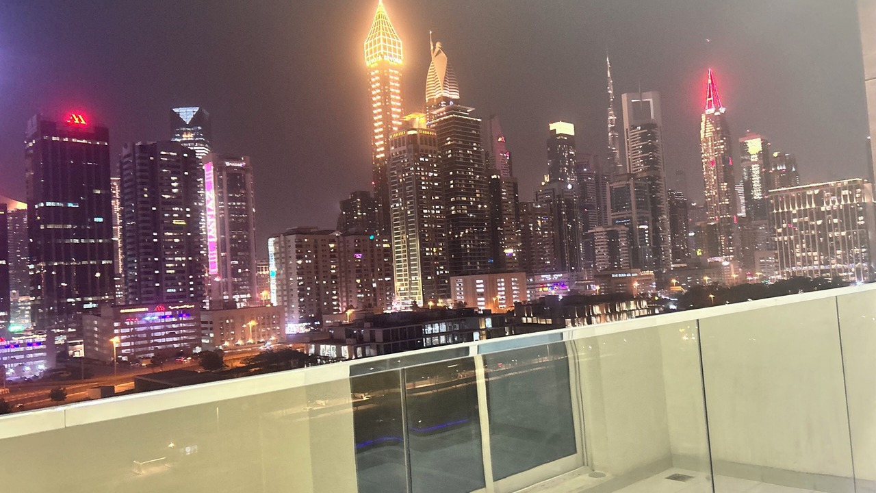 Photo of Outdoor in Trade Center
