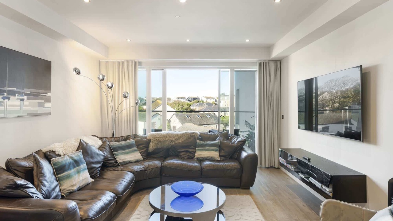 Photo of Livingroom in Porth