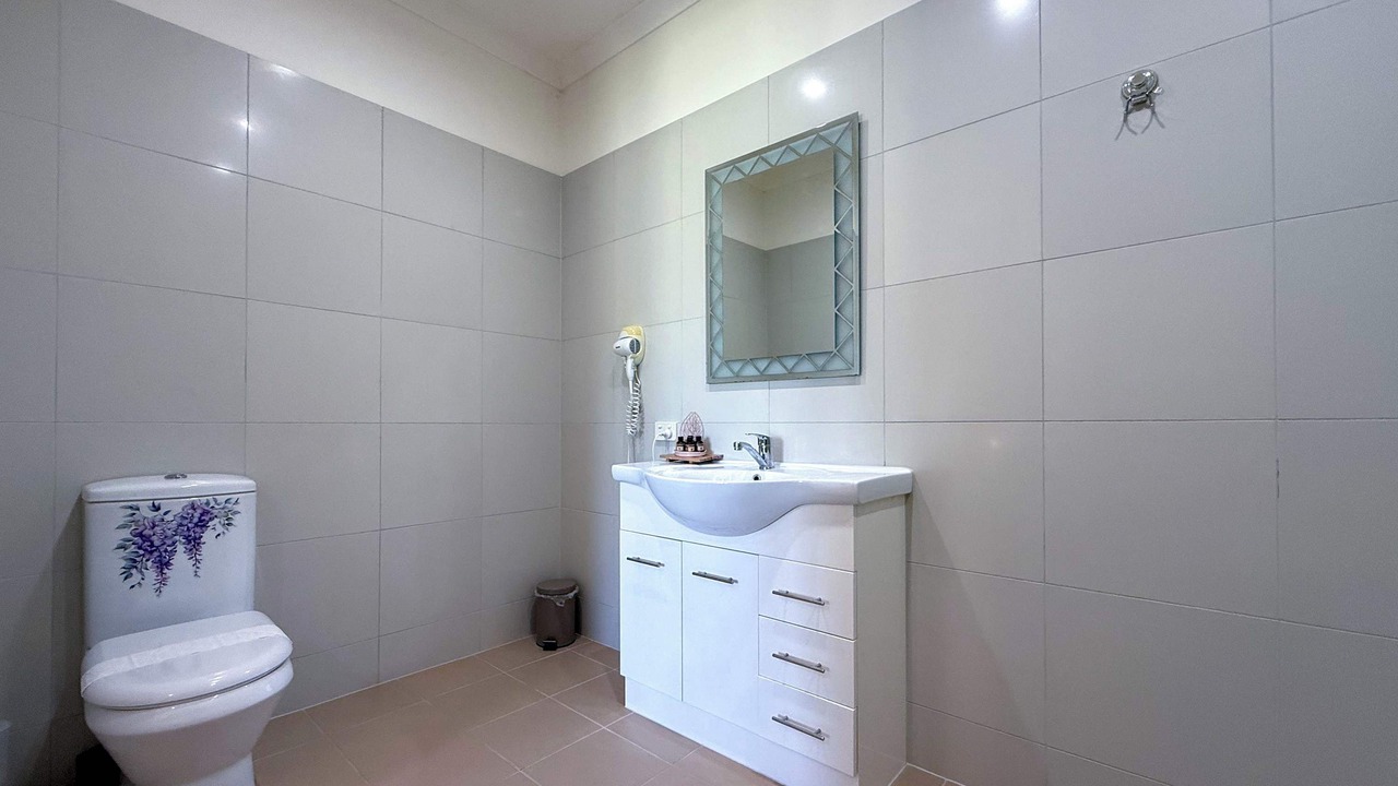 Photo of Bathroom in Labertouche