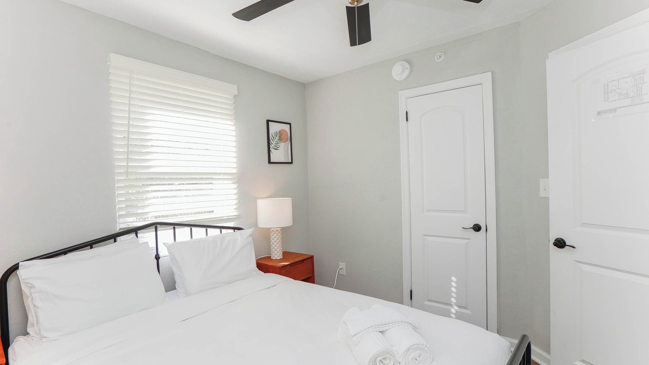 Photo of Bedroom in Cottage Line