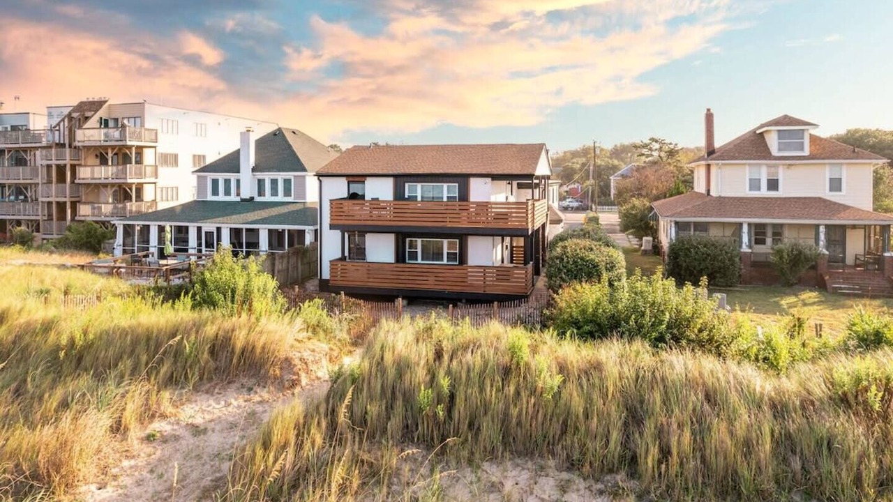 Photo of Outdoor in Cottage Line