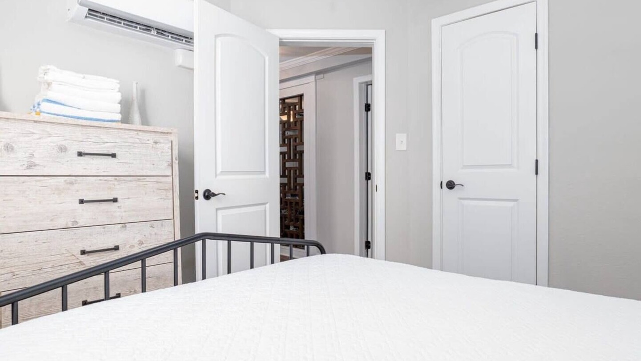 Photo of Bedroom in Cottage Line