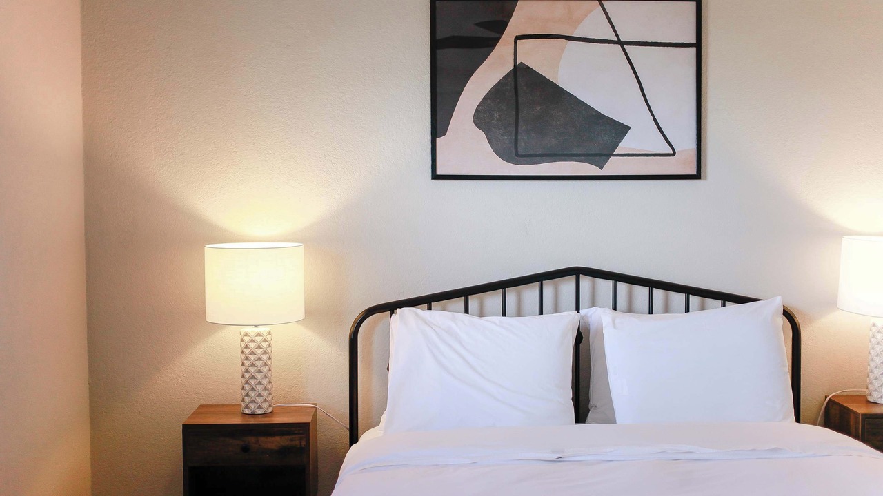 Photo of Bedroom in Cottage Line